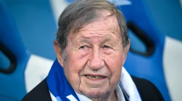 تصريحات مثيرة.. مدرب فرنسي يثير الجدل حول دور النساء في كرة القدم